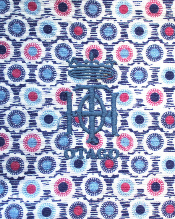 Broderie côté coeur de la chemise Kasero Otago bleu rose pour homme