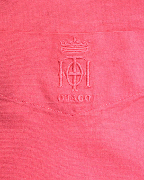 Broderie côté coeur de la chemise Oxford Otago Corail pour homme