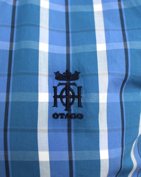 Broderie côté coeur de la chemise Tang Otago bleu ciel à carreaux pour homme