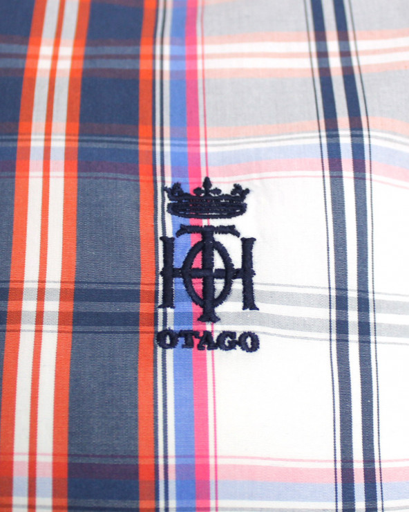 Broderie côté coeur de la chemise Tang Otago écru à carreaux pour homme
