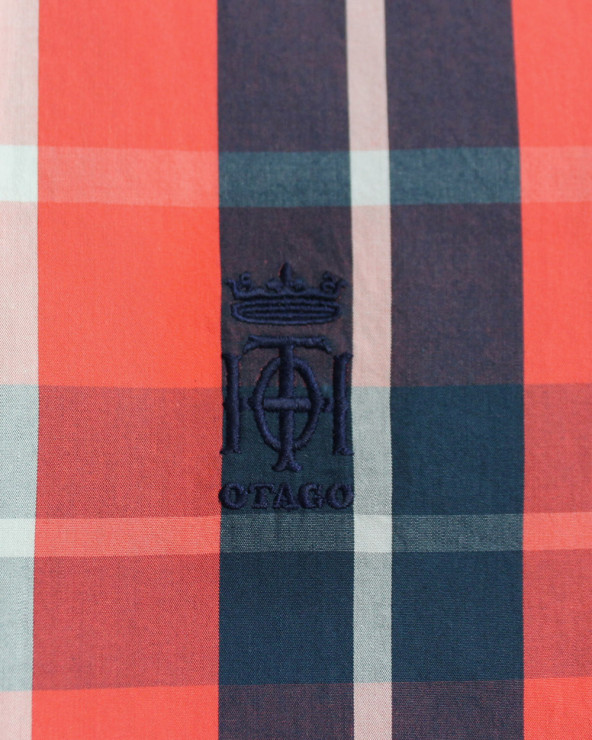 Broderie côté coeur de la chemise Dia Otago orange pour homme