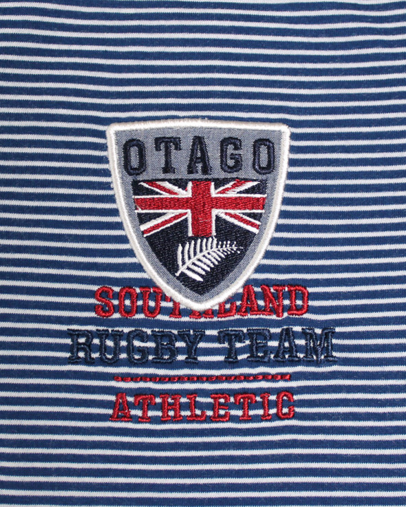 Broderie côté coeur du polo Artax Otago rayé bleu ciel pour homme