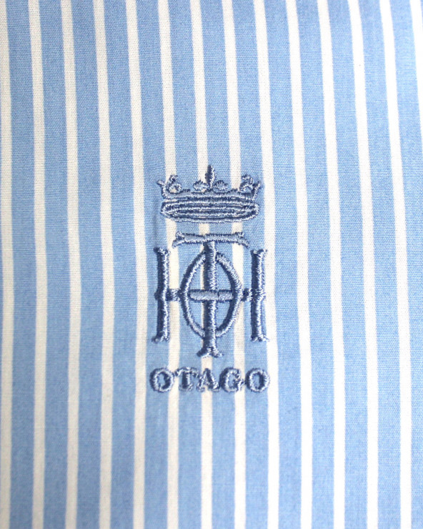 Broderie côté coeur de la chemise Buzy Otago rugby rayé indigo homme