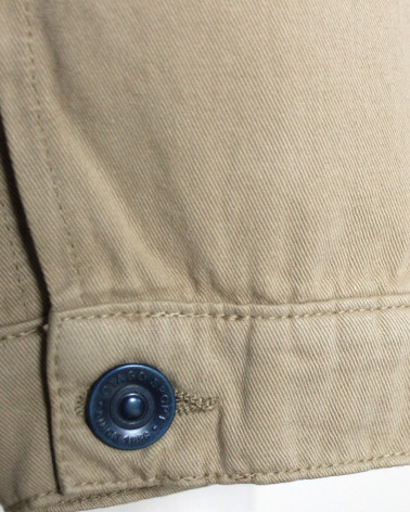 Détail produit du blouson Bruce Otago beige pour homme