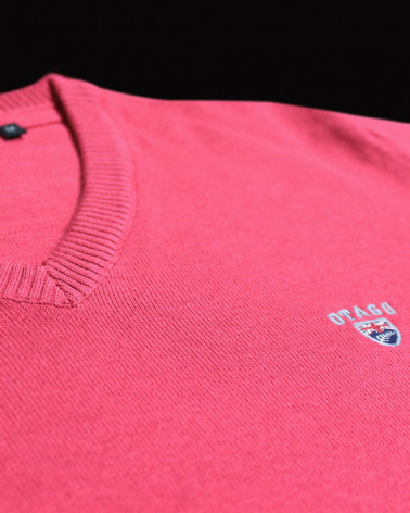 détail du col V du Pull pour homme CARBUN Otago marsala