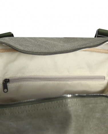 intérieur avec 1 poche zippée du SAC TRAVEL 48H OTAGO Kaki