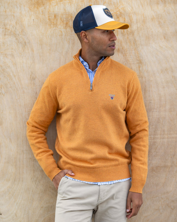 modèle du Pull Buenos Aires col zippé Otago pamplemousse pour homme