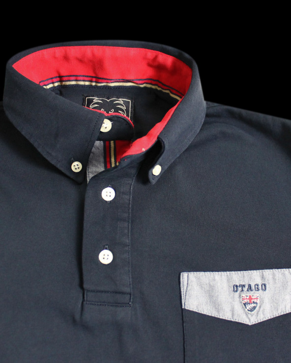 col et ensemble brodé côté cœur du Polo marine homme manches longues Otabasic Otago rugby