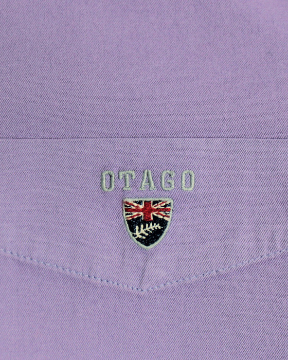 broderie sur la poche de la Chemise manches longues homme Thomas Otago amethyst