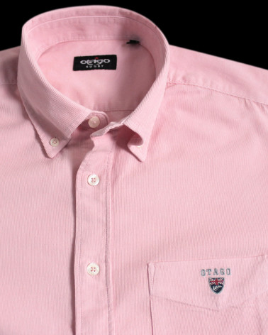 broderie sur la poche côté cœur de la Chemise homme manches longues Velours Otago rugby old pink