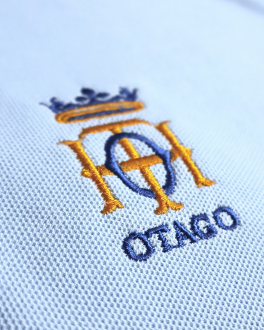 détail broderie du Polo manches courtes bleu provence pour homme Bota Otago rugby