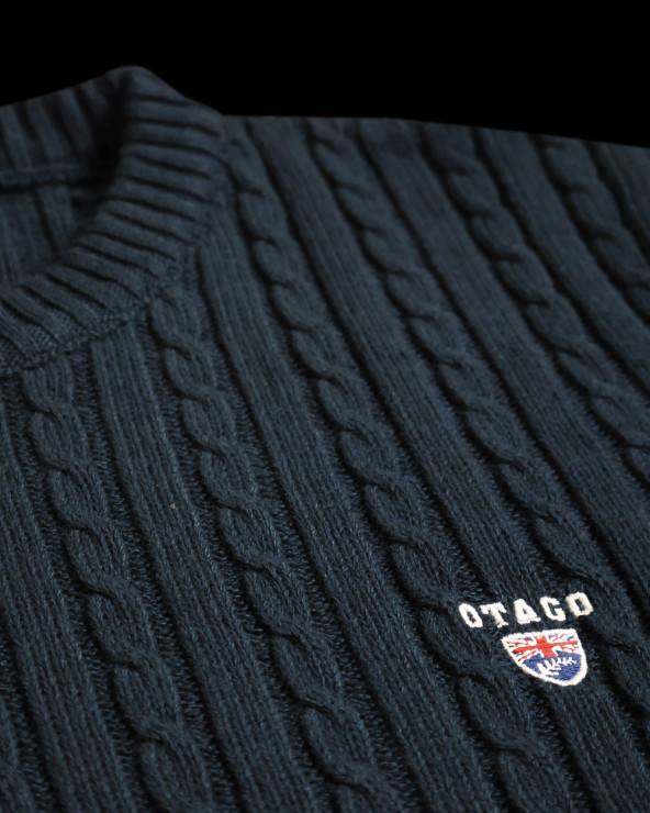 broderie du Pull torsade col rond TREVIBO OTAGO Rugby bleu marine pour homme