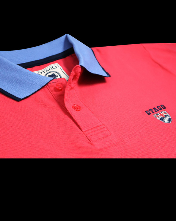 détail de broderie du Polo manches courtes Lorenzo Otago rugby corail pour homme