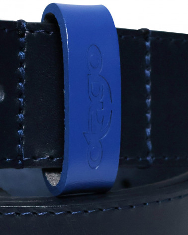 détail de la Ceinture en cuir bleu marine Cajarc Otago pour homme