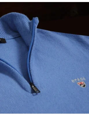 détail broderie du Pull col zippé bleu azur pour homme Buenos Aires Otago