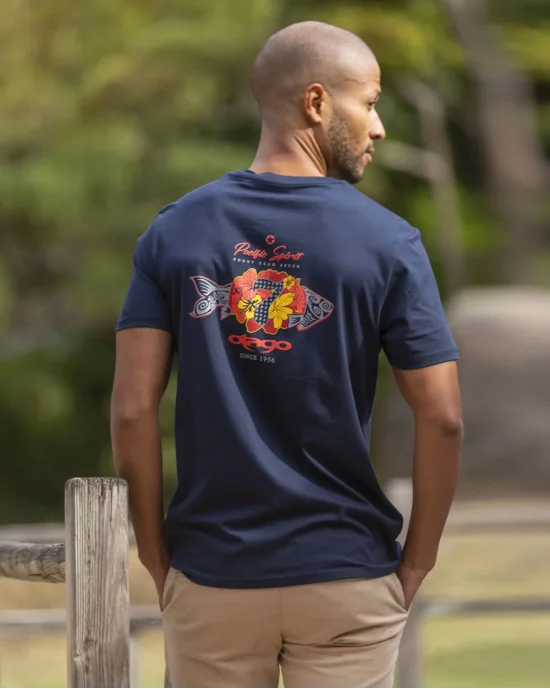le modèle du Tee-shirt Maofish Otago rugby bleu marine pour homme